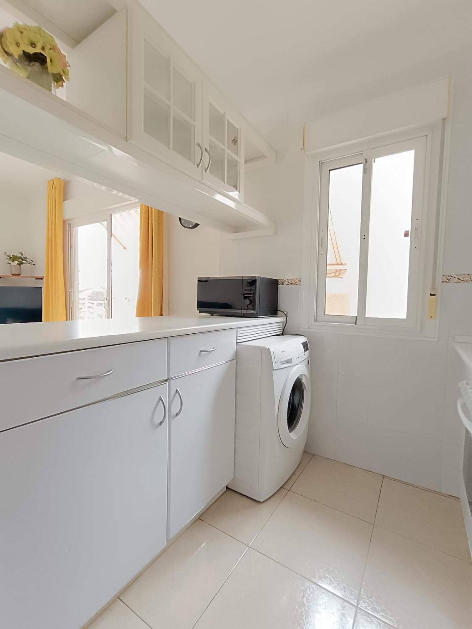 Zola Sea View Apartment, Vistas Appartement Los Cristianos (Tenerife)