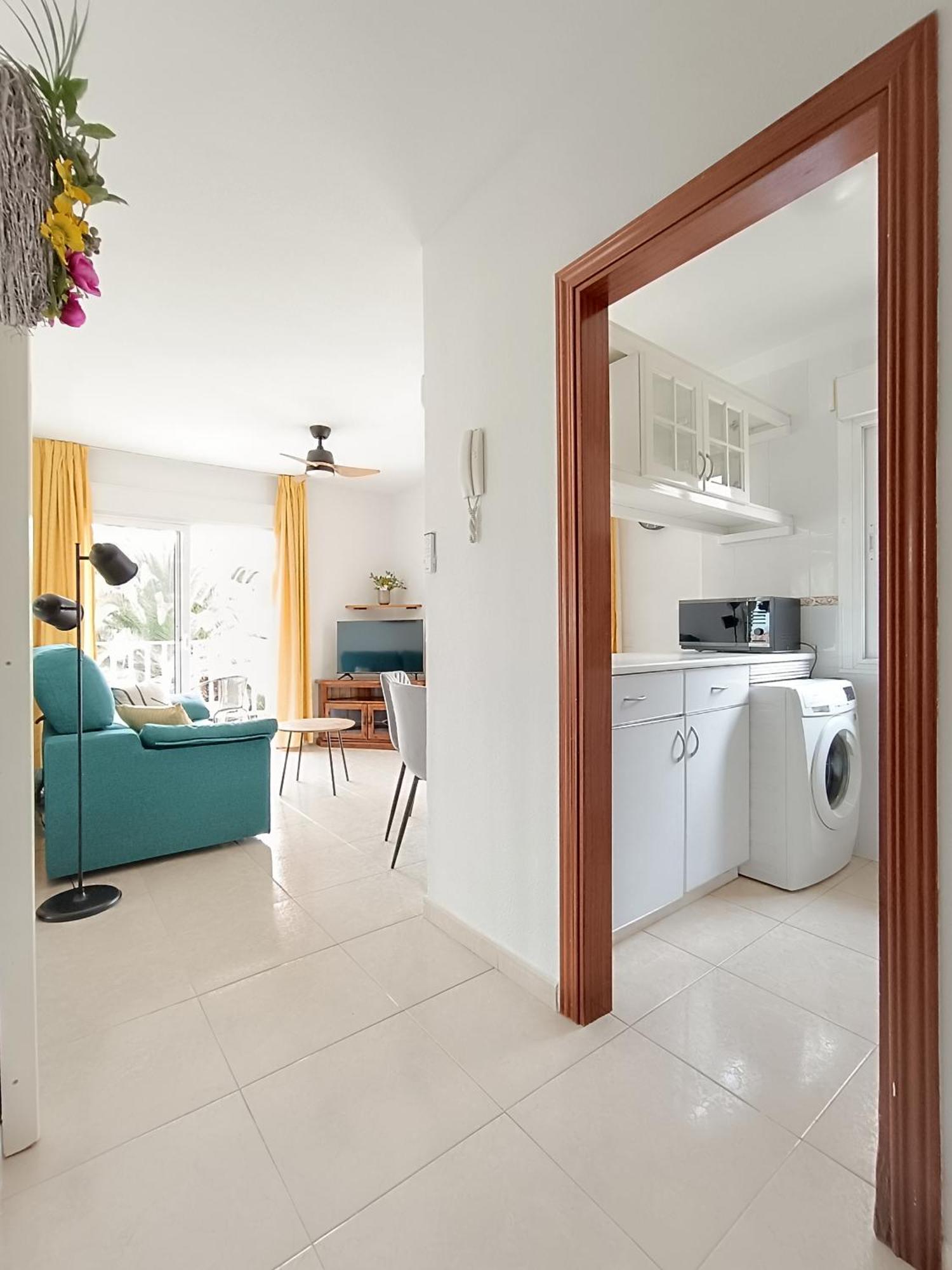 Apartamento Zola Sea View Apartment, Vistas Los Cristianos (Tenerife)